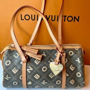 Dooney & Bourke Shoulder Bag